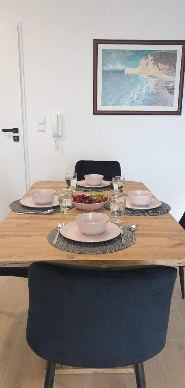 Kapitanska 18b/17 Apartment